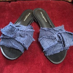 Kelsi Dagger flat slides